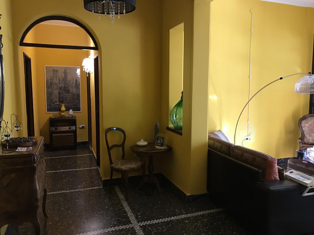 B&B In Centro กาญารี ภายนอก รูปภาพ